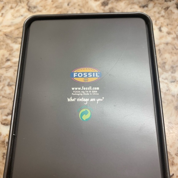 Fossil vintage metal storage watch boxes - Picture 15 of 16